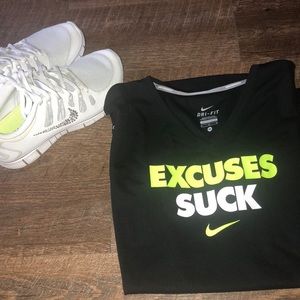 NIKE running tee